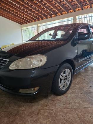 TOYOTA COROLLA 1.6 XLI 16V GASOLINA 4P AUTOMÁTICO TOYOTA COROLLA 1.6 XLI 16V GASOLINA 4P AUTOMÁTICO